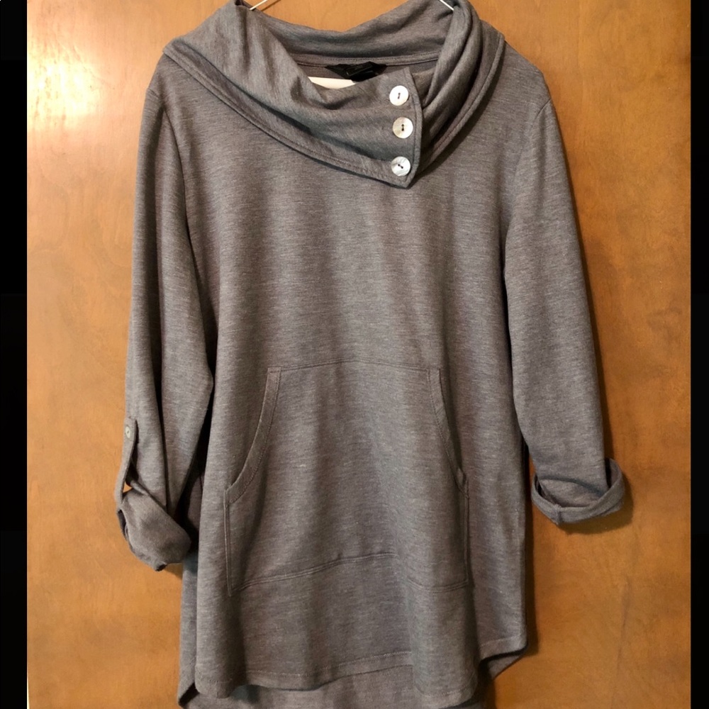 Ali Miles Grey Top